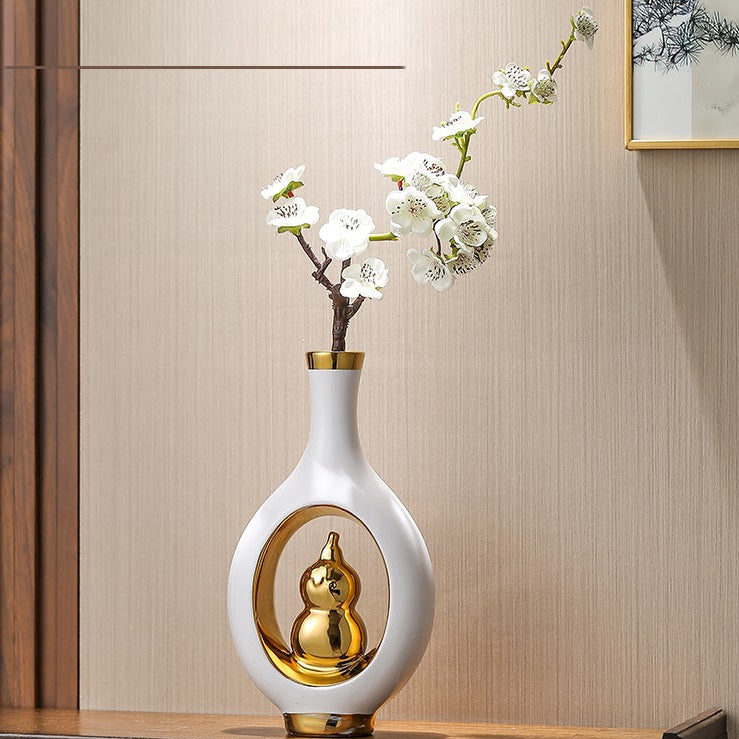 Creative Vase Decorations Living Room